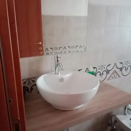 Al Mare A Capo Comino