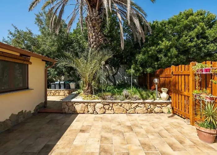 Al Mare A * Capo Comino