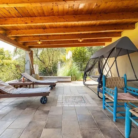 Al Mare A Capo Comino